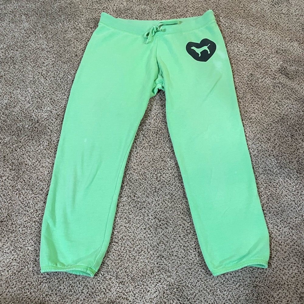 AS IS Victoria’s Secret VS Pink Heart Dog Campus Lounge Pajama Capris Lime Green
